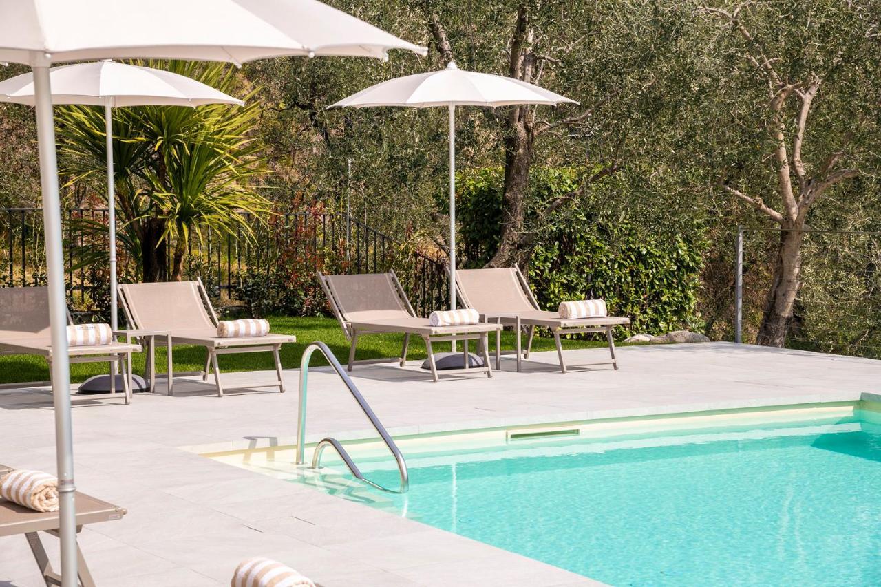 Evo Suites Apartments Limone sul Garda Bagian luar foto