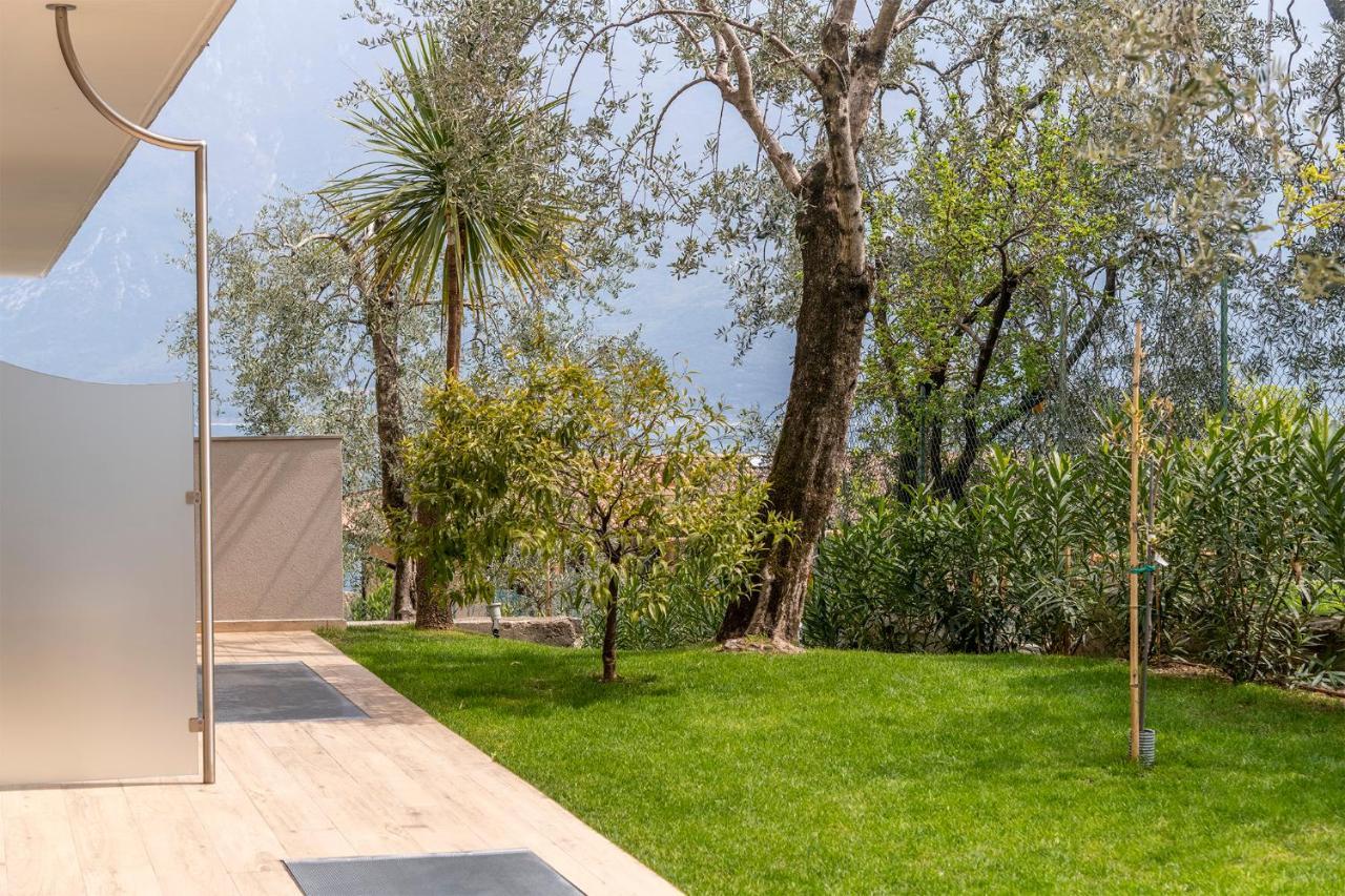 Evo Suites Apartments Limone sul Garda Bagian luar foto