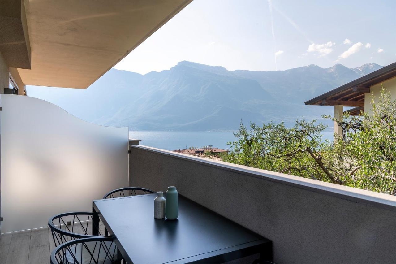 Evo Suites Apartments Limone sul Garda Bagian luar foto